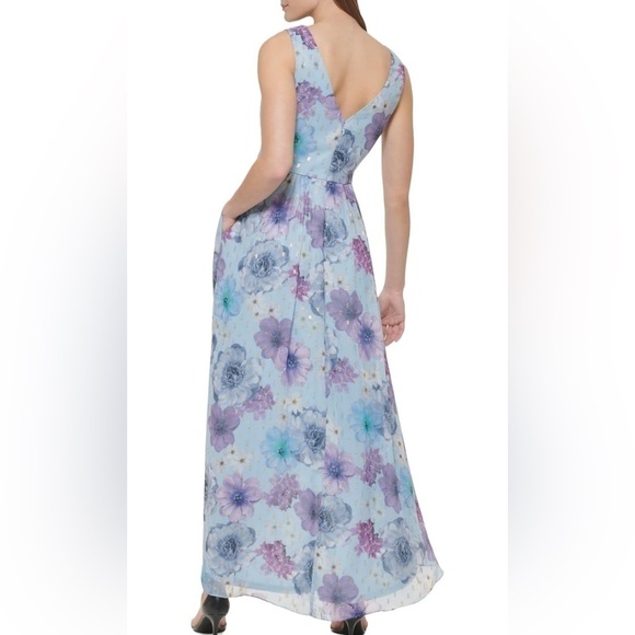Jessica Howard Petites Floral Maxi Fit & Flare Dress - Picture 3 of 15
